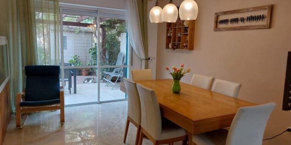 Dining Area | Garden Duplex in Sheinfeld, Beit Shemesh | Josh Epstein Realty