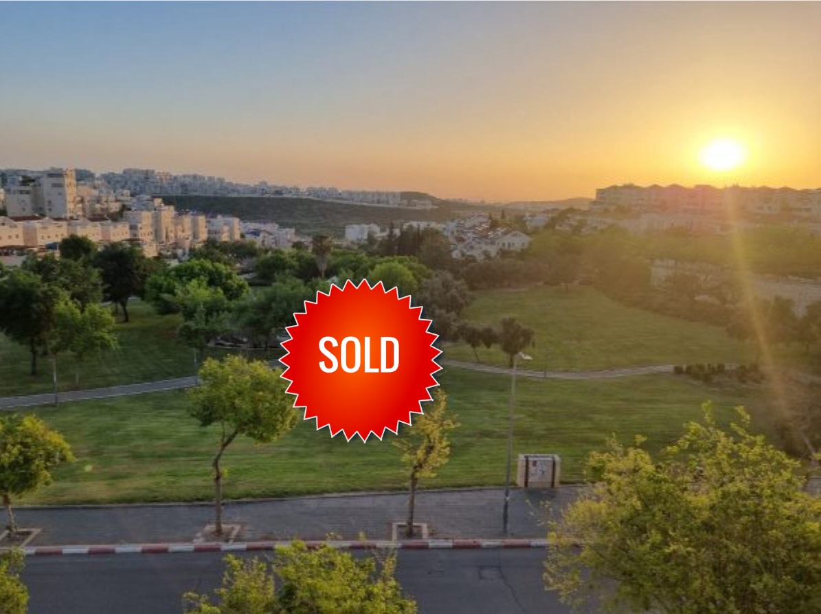 Apartment on Reuven Street Specializing in Beit Shemesh & Ramat Beit