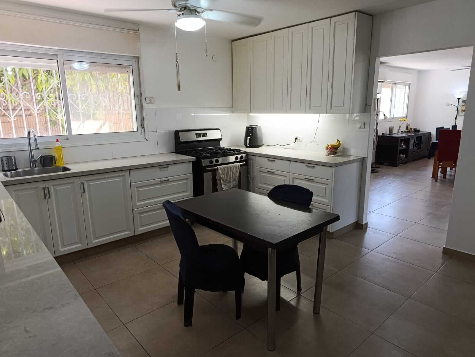 6 - Kitchen to Dining